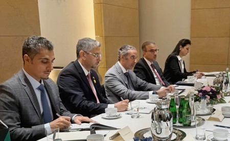 نائب وزير الخارجية يبحث مع نظيره الپولندي التطورات الإقليمية والدولية