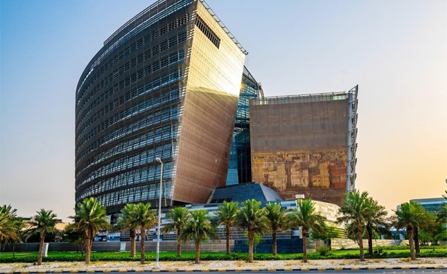 التربية حسم قرارات نقل المعلمين وتوفير الكوادر والوظائف الإشرافية