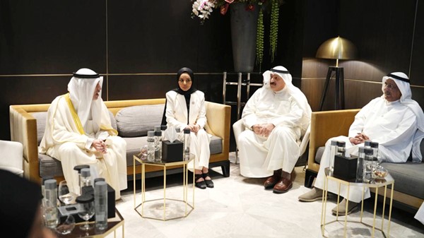 النائب الأول لرئيس مجلس الوزراء ووزير الداخلية الشيخ فهد اليوسف ووزيرة الشؤون الاجتماعية وشؤون الأسرة والطفولة د.أمثال الحويلة ووزير الصحة د.أحمد العوضي وهيثم التركيت