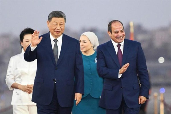 الرئيسان المصري والصيني يؤكدان دعم جهود إيقاف الحرب وخفض التصعيد في الشرق الأوسط