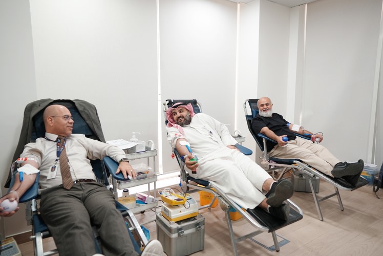 شركة الإنماء العقارية تنظم حملة للتبرع بالدم في مقرها الرئيسي
