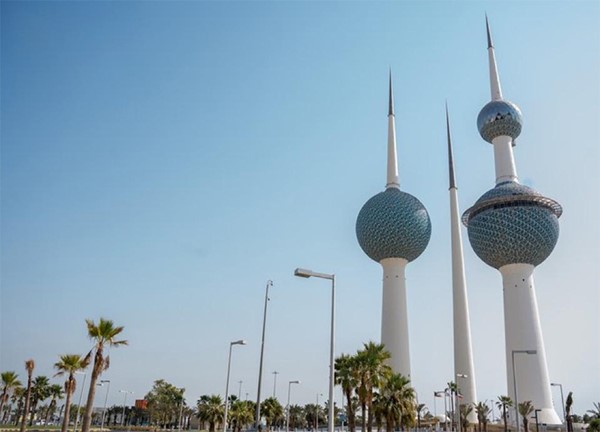 الطقس حار نهارا ومائل للحرارة ليلا في عطلة نهاية الأسبوع