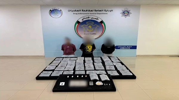 «الداخلية»: ضبط 4 متهمين بجلب وحيازة مواد مخدرة بقصد الاتجار