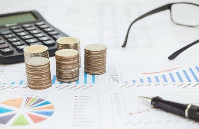 7.71 مليارات دينار إيرادات تشغيل 131 شركة مدرجة في 6 أشهر