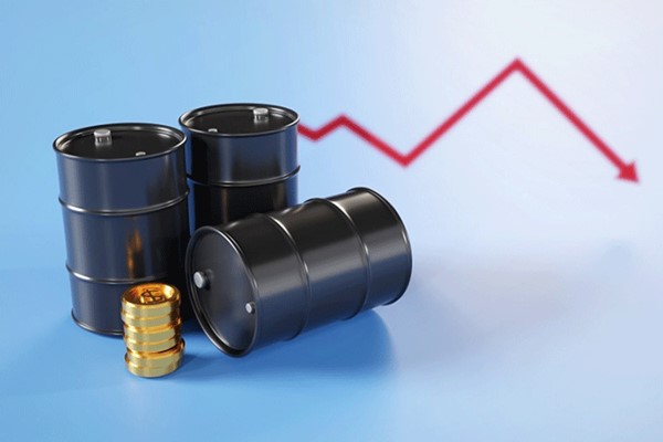 سعر برميل النفط الكويتي ينخفض ليبلغ 98.10 دولاراً