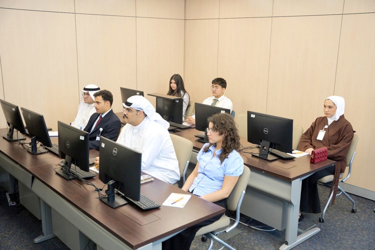  الأهلي يختتم فعاليات البرامج الصيفية والتدريب والتدوير الوظيفي لأبناء الموظفين