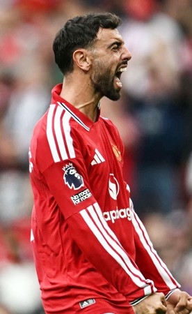 مان يونايتد لعبور إيفرتون و«ديربي» بين تشلسي وأرسنال