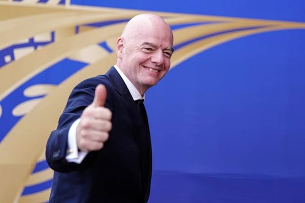 فيفا يؤكد ترشّح إنفانتينو لانتخابات رئاسة الاتحاد