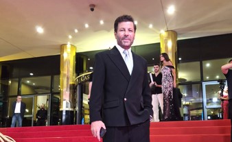 إياد نصار يتوج بجائزة «موريكس دور»