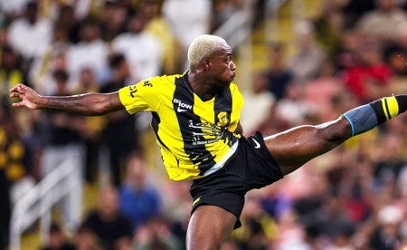 الاتحاد يُلحق الهزيمة الأولى بالنصر