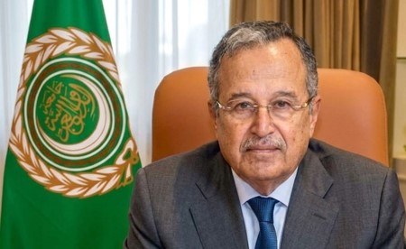 الأمين العام للجامعة العربية يُدين التصريحات الإسرائيلية بتهجير الشعب الفلسطيني من غزة: أمر مرفوض جملة وتفصيلاً
