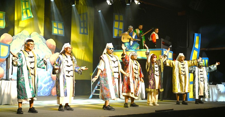 مشهد من المسرحية