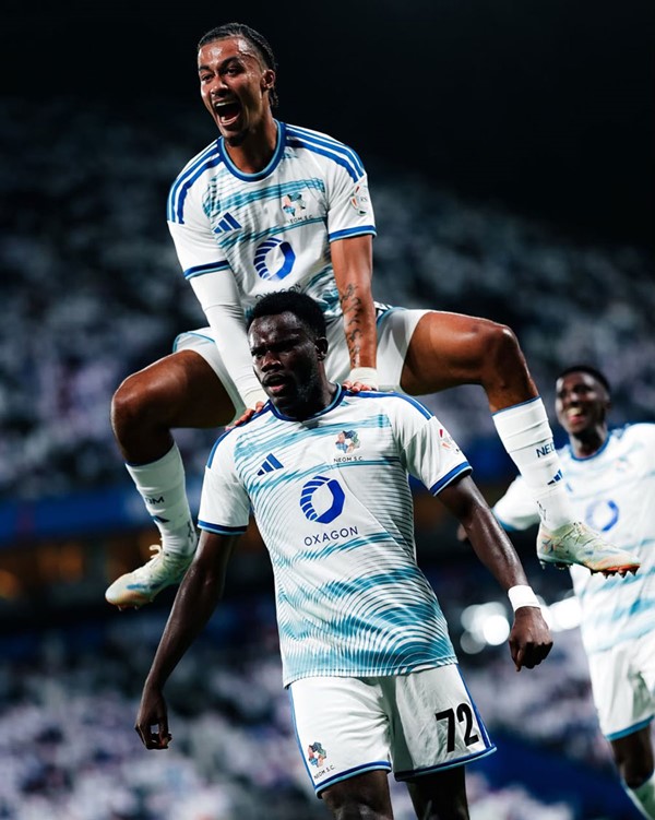 ‏ الهلال يتلقى هزيمته الأولى على أرضه أمام نيوم
