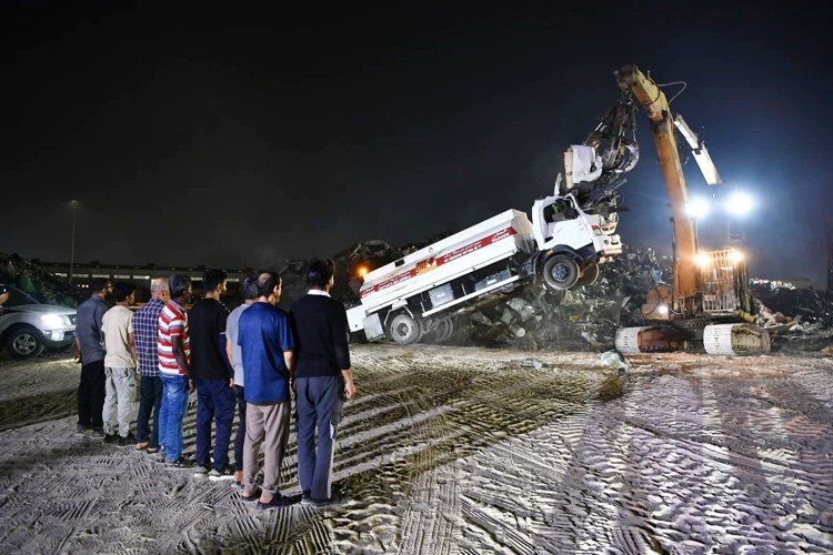 بالفيديو.. «الداخلية»: كبس 21 صهريجاً وشاحنة استخدمت في سرقة الديزل المدعوم من الدولة والاتجار به