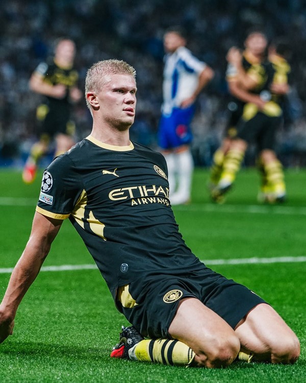 دوري أبطال أوروبا .. هالاند يقود مانشستر سيتي للفوز على بورتو بثنائية