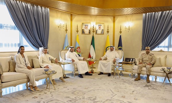 العلي يستقبل وائل الصباح وعنود الطريمان بمناسبة تعيينهما بدرجة وكيل وزارة مساعد في «الدفاع»