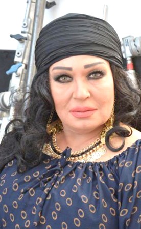 فيفي عبده: «أنا محسودة.. والظروف قاسية»