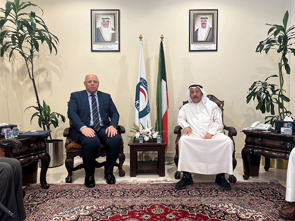 السفير المصري: دور إنساني رائد للكويت في دعم ومساعدة المجتمعات المتضررة