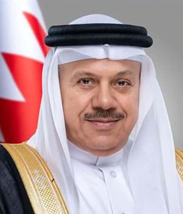 وزيرا خارجية الإمارات والبحرين يبحثان هاتفياً الجهود المبذولة لتعزيز أمن واستقرار المنطقة