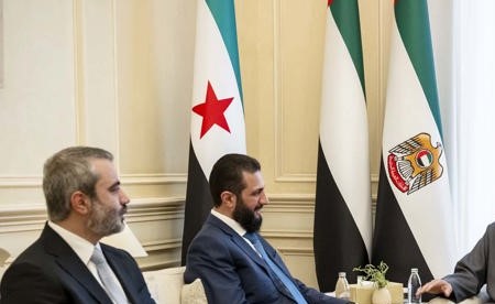 رئيس الإمارات يبحث مع نظيره السوري تعزيز العلاقات والمستجدات الإقليمية.. ومحمد بن راشد للشرع: نتفاءل بعودة سورية الحضارة لمكانتها العالمية