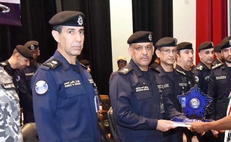 وكيل «الداخلية» يشهد حفل تخريج 268 طالباً في مدرسة الشرطة الدفعة 96 برتبة شرطي