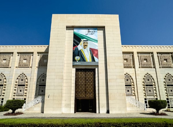 الكويت تُدين تفجير أحد المساجد شمال غربي باكستان
