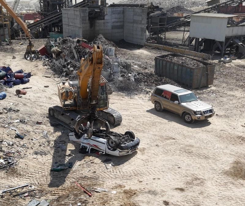 "المرور": إحالة متهمين عرّضا حياة مستخدمي الطريق للخطر إلى السجن المركزي وكبس مركبتيهما