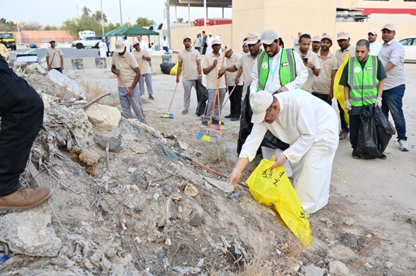 محافظة الجهراء ومنصة "كفو" تنظمان حملة لتنظيف منتزه الجهراء القومي بمناسبة اليوم العالمي للتنظيف