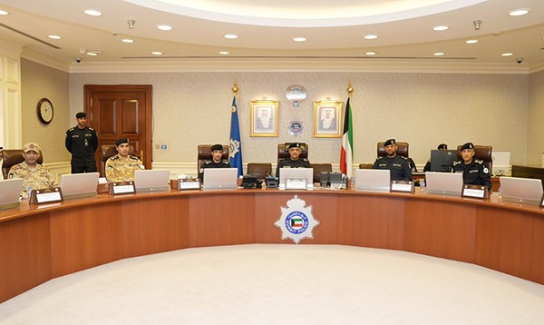 الكويت والسعودية تبحثان سبل تعزيز التعاون والتنسيق في المجالات العسكرية والأمنية