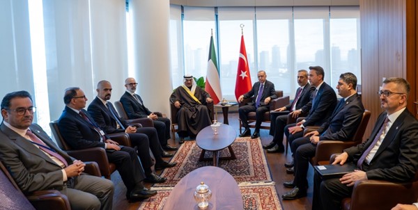 ممثل صاحب السمو سمو ولي العهد يبحث مع الرئيس التركي سبل تعزيز وتطوير العلاقات الثنائية الوثيقة