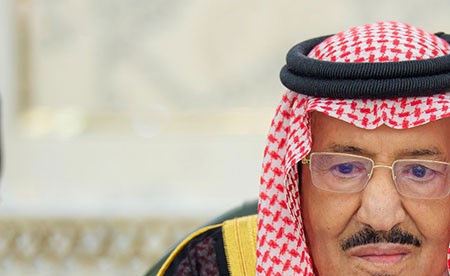 خادم الحرمين: نقدر دور القطاعات العسكرية والأمنية في الدفاع عن الوطن والتصدي لأي اعتداء على الأماكن المقدسة