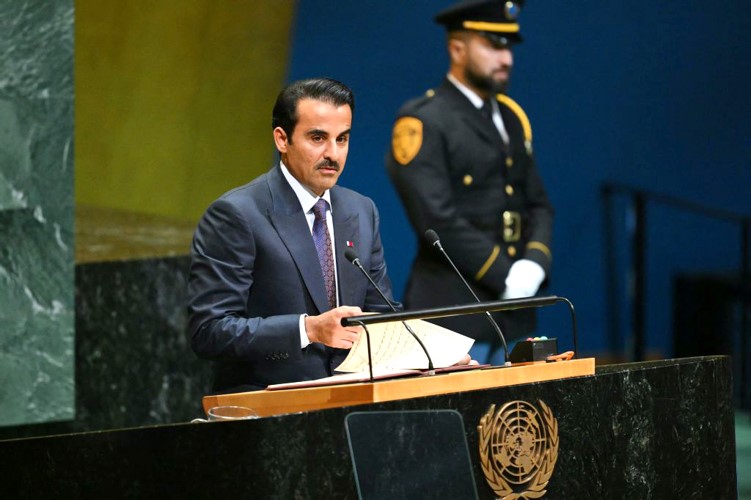 صاحب السمو الشيخ تميم بن حمد آل ثاني أمير دولة قطر ملقيا كلمته