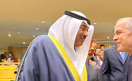 ممثل الأمير بحث مع رئيس وزراء كندا العلاقات الثنائية وآخر المستجدات والتطورات الإقليمية والدولية