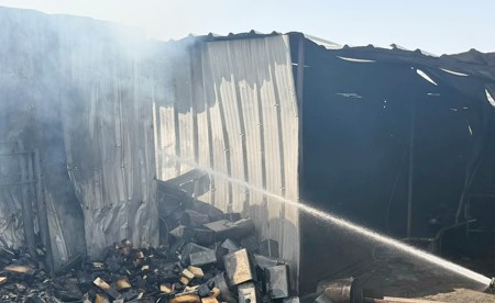3 فرق إطفاء تُسيطر على حريق جاخور في «كبد»