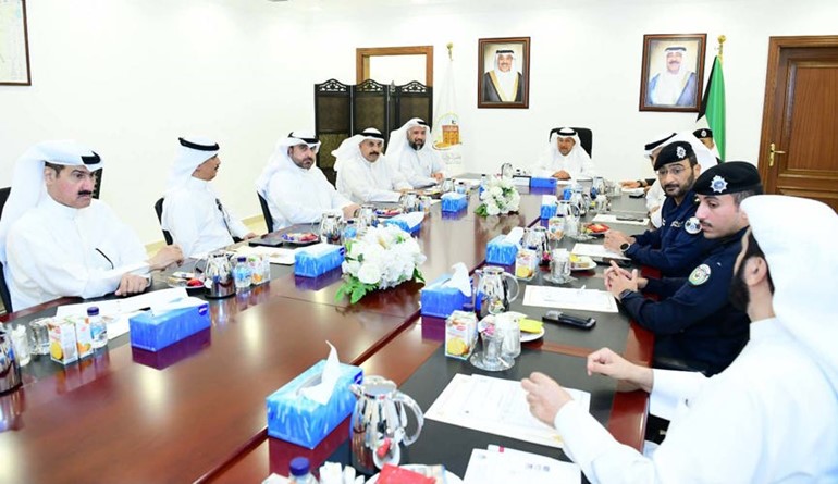 محافظ الفروانية يترأس الاجتماع التاسع للجنة الشكاوى والعرائض بمجلس المحافظة