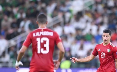 «الأزرق» يخسر بهدف عكسي