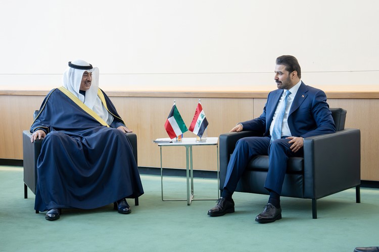 ممثل صاحب السمو الأمير الشيخ مشعل الأحمد سمو ولي العهد الشيخ صباح الخالد خلال اللقاء مع رئيس الوزراء العراقي علي الزيدي