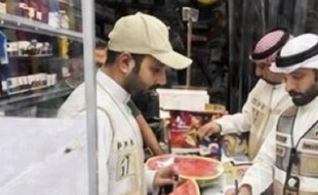 «الغذاء»: تحرير 17 مخالفة خلال جولة تفتيشية بمحافظة مبارك الكبير