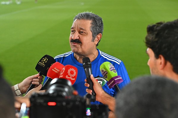 اليوسف : 3 طائرات تنقل الجماهير لمؤازرة "الأزرق" أمام العراق غداً