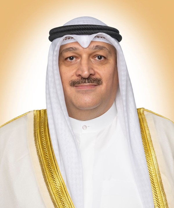 وزير الصحة الدكتور أحمد العوضي