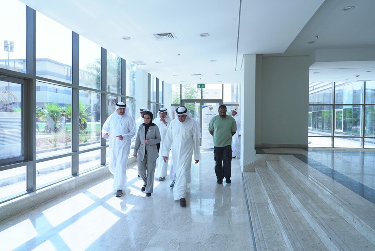 وزيرة الشؤون الاجتماعية وشؤون الأسرة والطفولة د.أمثال الحويلة خلال زيارة تفقدية إلى إدارة رعاية الأحداث