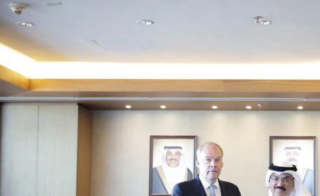 «التربية» تبحث الاستفادة من الخبرات والتجارب الفنلندية في تطوير التعليم