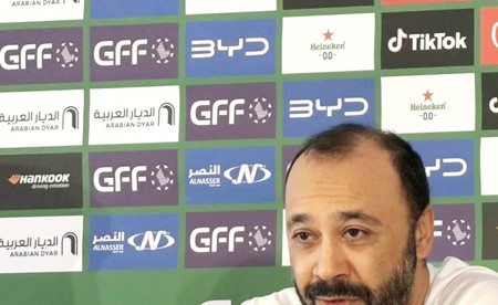 مدرب عُمان: متمسكون بأمل التأهل