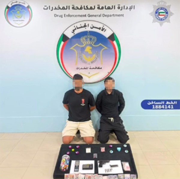 «الداخلية»: ضبط 18 متهماً بكوكتيل مخدرات بينها 2.565 كبسولة لاريكا و2.55 كغم حشيش وشبو