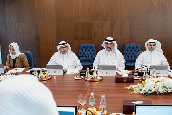 مجلس الوزراء : إطلاق ميليشيا الحوثي صواريخ باليستية باتجاه مدينتي الطائف وينبع انتهاك صارخ لسيادة السعودية