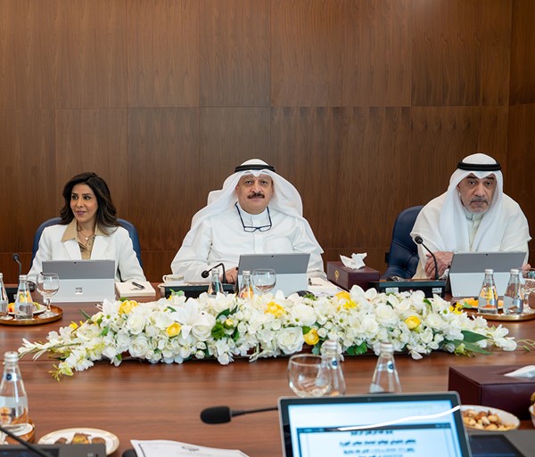 مجلس الوزراء : إطلاق ميليشيا الحوثي صواريخ باليستية باتجاه مدينتي الطائف وينبع انتهاك صارخ لسيادة السعودية