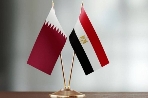 وزيرا خارجية مصر وقطر يبحثان هاتفياً تطورات الأزمة مع إيران