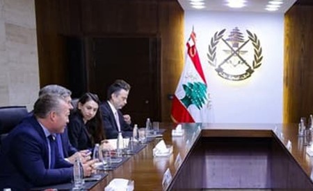العماد هيكل يناقش ووفد الكونغرس التحديات التي تواجه الجيش