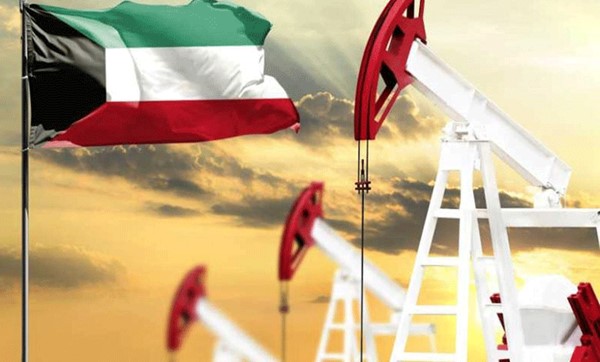 سعر برميل النفط الكويتي ينخفض ليبلغ 102.24 دولار