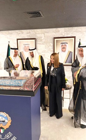 برعاية بنك الكويت الوطني افتتاح مسرح السور بأوبريت ملحمي جسد قيم الوفاء لحماة الوطن